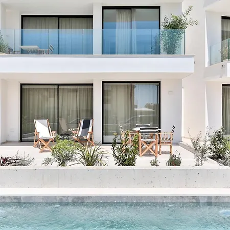 アパート Eco-apartments La Marineda ロザス
