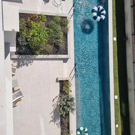 Eco-apartments La Marineda شقة روساس