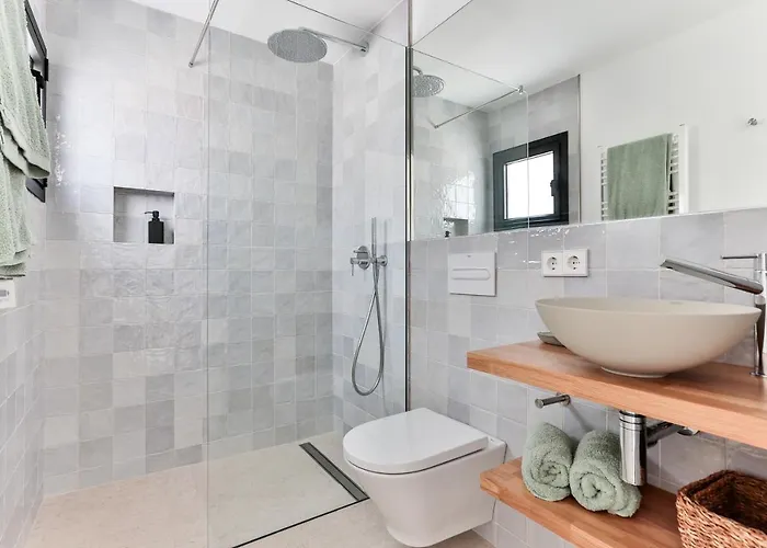 Eco-apartments La Marineda شقة *